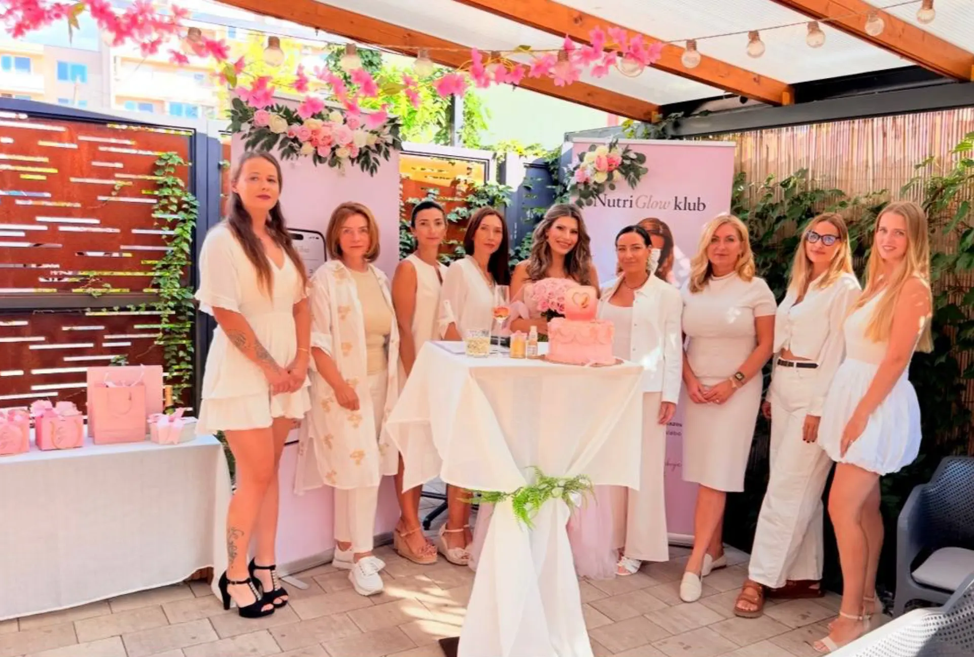 Spoločná fotografia z NutriGlow klubu